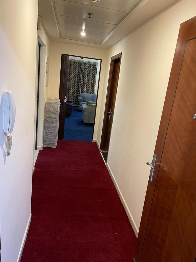 Kaya Hostel Dubai Esterno foto