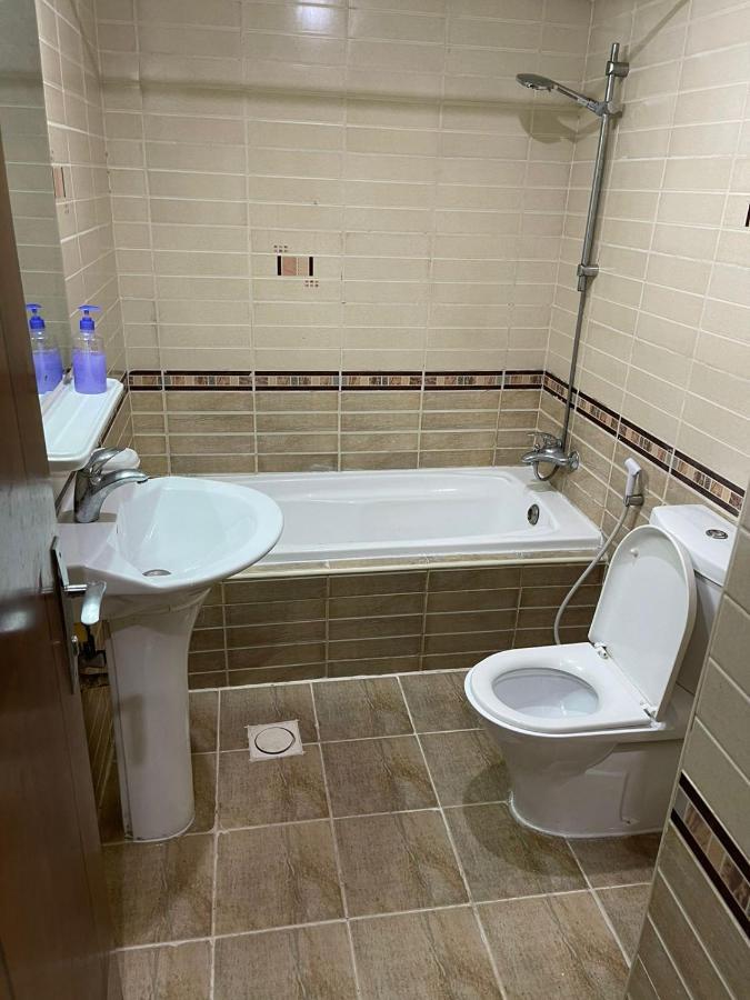 Kaya Hostel Dubai Esterno foto