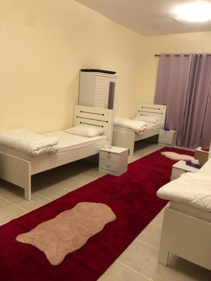 Kaya Hostel Dubai Esterno foto