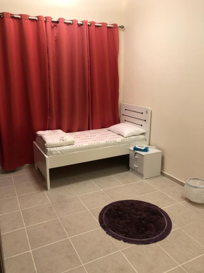 Kaya Hostel Dubai Esterno foto