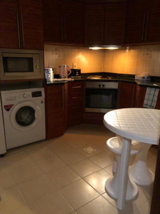 Kaya Hostel Dubai Esterno foto