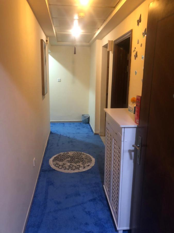 Kaya Hostel Dubai Esterno foto